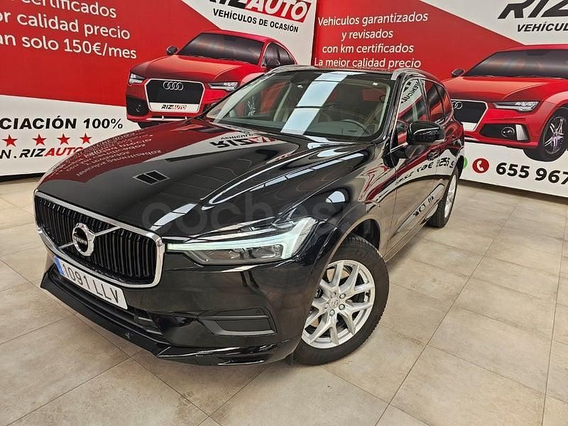 Używany Volvo XC60 Momentum 197 KM (144 kW) 2021 Czarny SUV