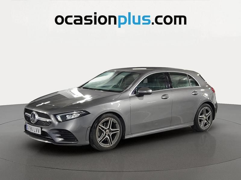 Usado Mercedes A180 AMG 136 CV (100 kW) 2022 Gris Utilitario
