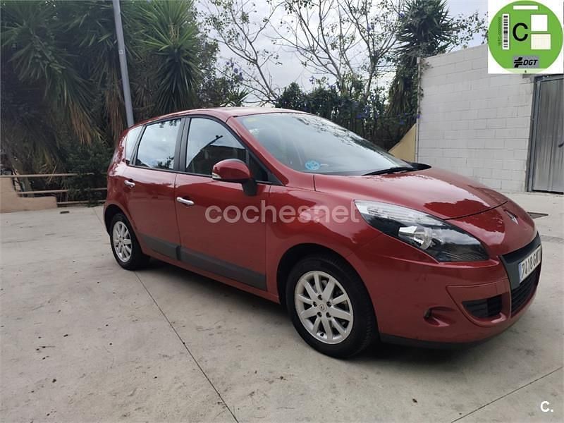 Granate Usado 2009 Renault Scénic III Expression Monovolumen | 5990 € (Precio justo) - Imagen 1/4