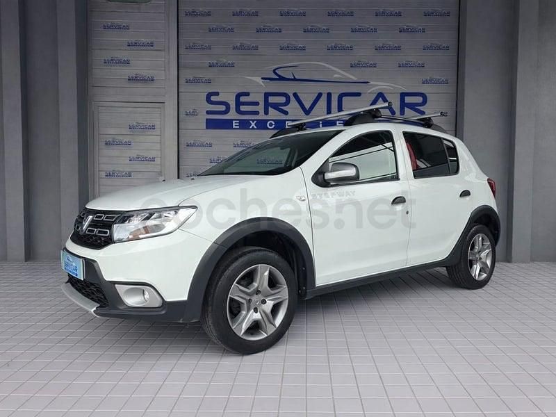 Usado Dacia Sandero Comfort 91 CV (66 kW) 2021 Blanco Berlina