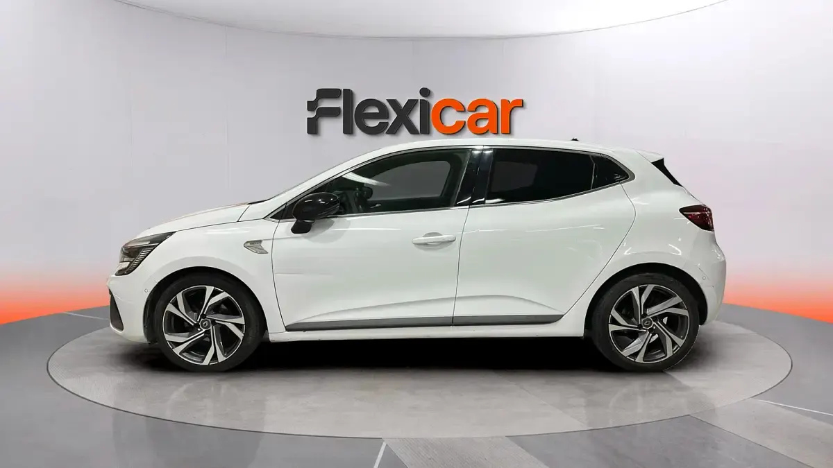 Usado Renault Clio V RS Line 100 CV (73 kW) 2020 Blanco Berlina