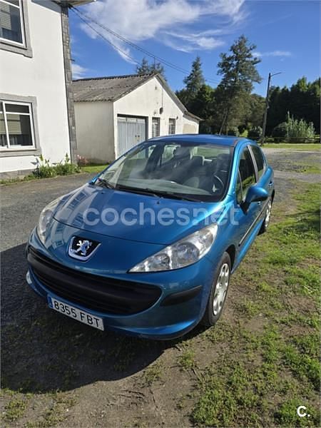 Usado Peugeot 207 90 CV (66 kW) 2006 Azul Berlina