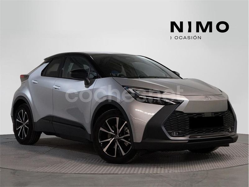 Gris / plata Usado 2024 Toyota C-HR Advance SUV | 36.300 € - Imagen 1/4