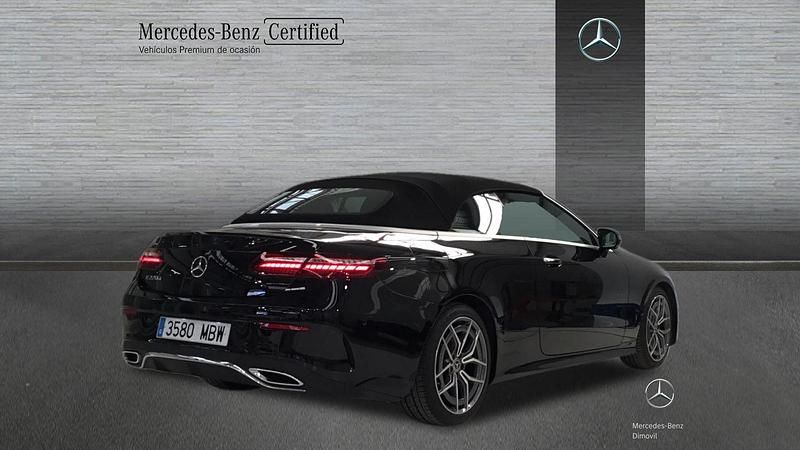 Usado Mercedes E220 AMG line 194 CV (142 kW) 2022 Negro Descapotable