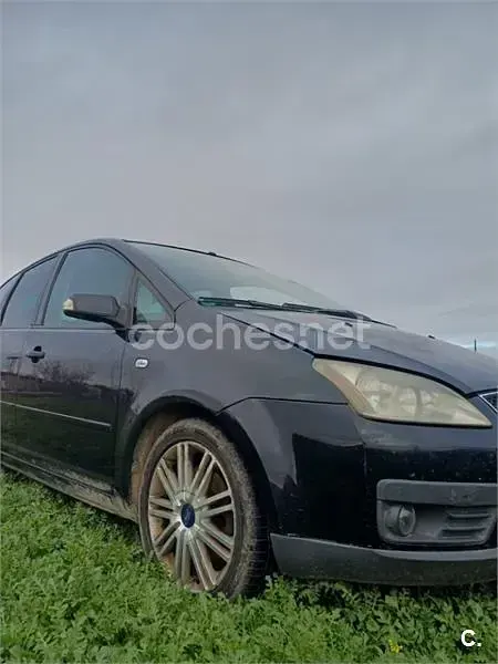 Usado Ford C-MAX Ghia 115 CV (84 kW) 2005 Negro Monovolumen