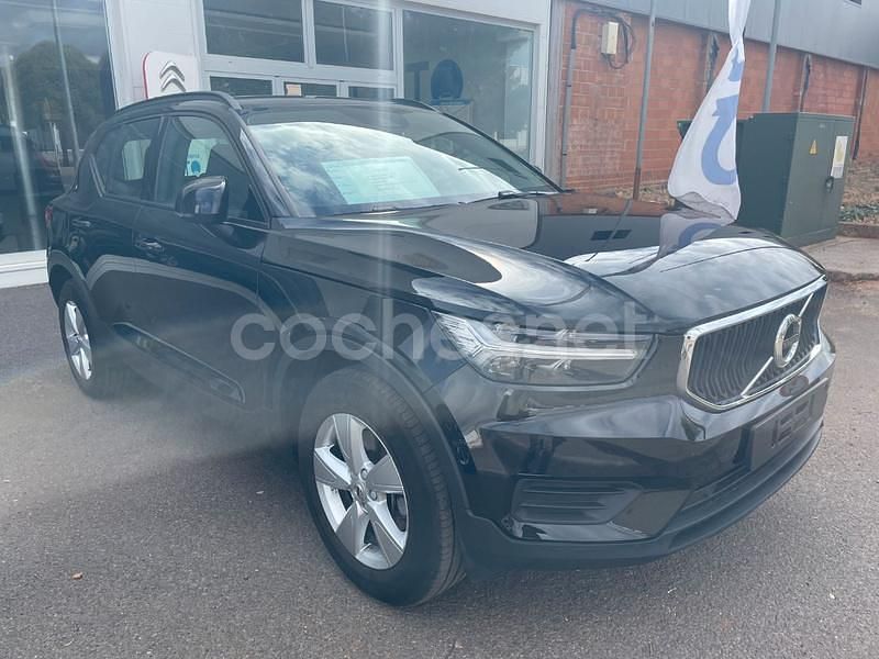 Negro Usado 2021 Volvo XC40 SUV | 20.900 € (Un poco caro) - Imagen 1/4