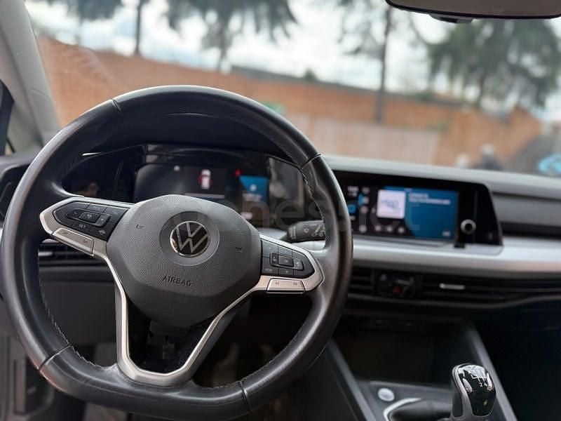 Occasion VW Golf VIII 115 ch (84 kW) 2022 Blanc Berline