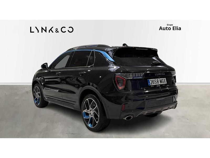 Usado Lynk & Co 01 261 CV (191 kW) 2023 Negro SUV
