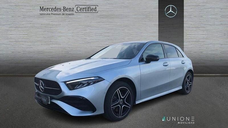 Usado Mercedes A250 218 CV (160 kW) 2024 Gris Berlina