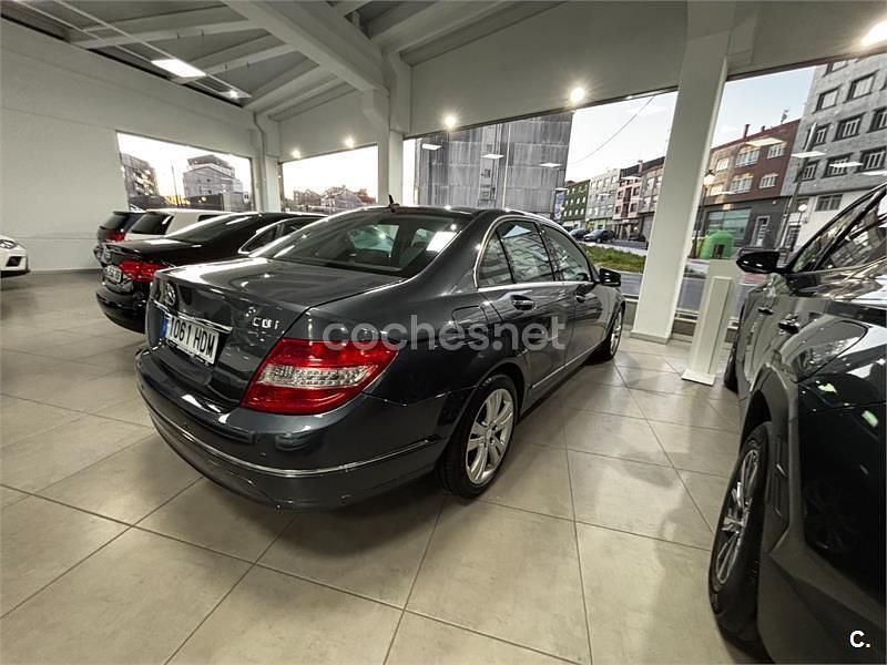 Usado Mercedes C220 Avantgarde 170 CV (125 kW) 2011 Negro Berlina