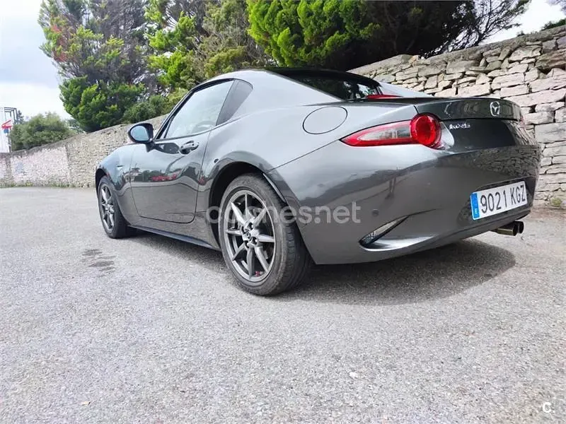 Usado Mazda MX5 131 CV (96 kW) 2018 Gris / plata Descapotable