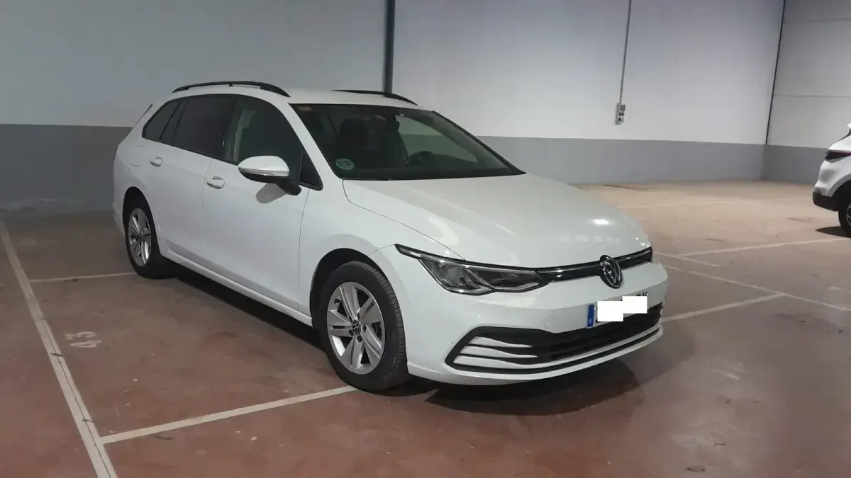 Usado VW Golf VII 115 CV (84 kW) 2021 Blanco Utilitario