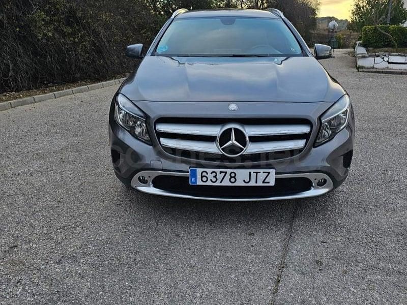 Usado Mercedes GLA200 Urban 156 CV (114 kW) 2014 Beige SUV