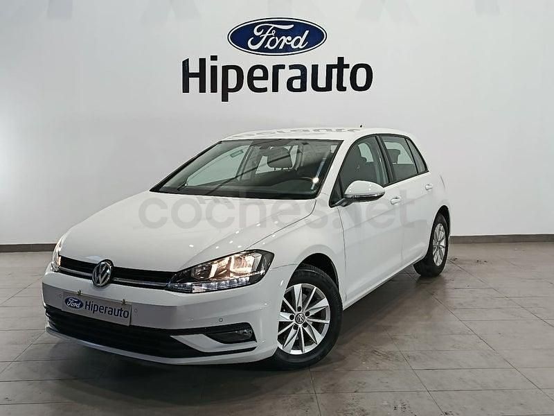 Usado VW Golf VII Advance 115 CV (84 kW) 2020 Blanco Berlina