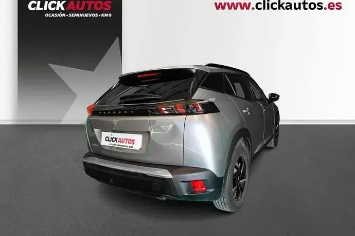 Usado Peugeot 2008 Allure 100 CV (73 kW) 2022 SUV