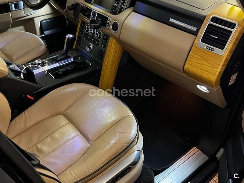 Usado Land Rover Range Rover Vogue 272 CV (200 kW) 2008 Negro SUV