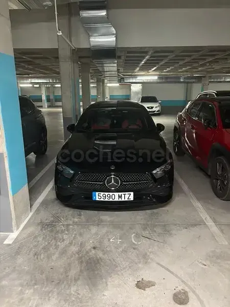 Usado Mercedes CLA220 190 CV (139 kW) 2023 Negro Berlina