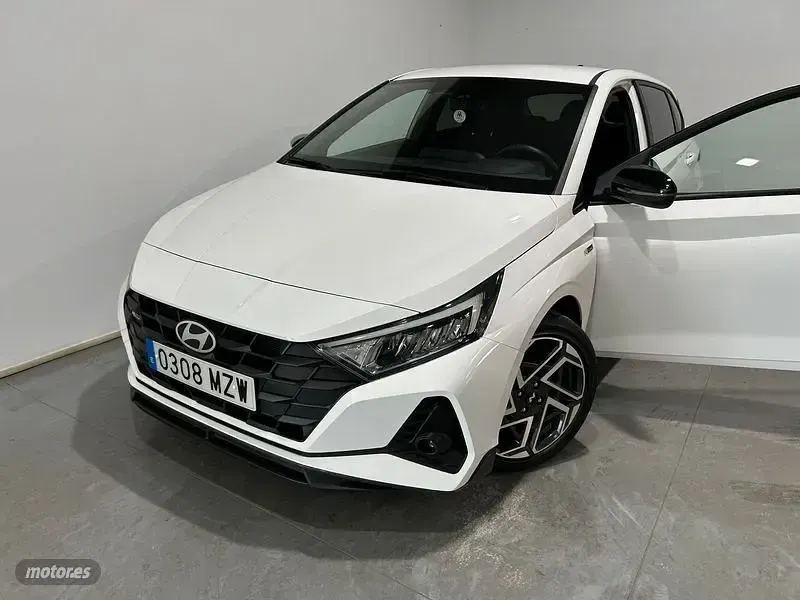 Usado Hyundai i20 N Line 79 CV (58 kW) 2025 Blanco Utilitario