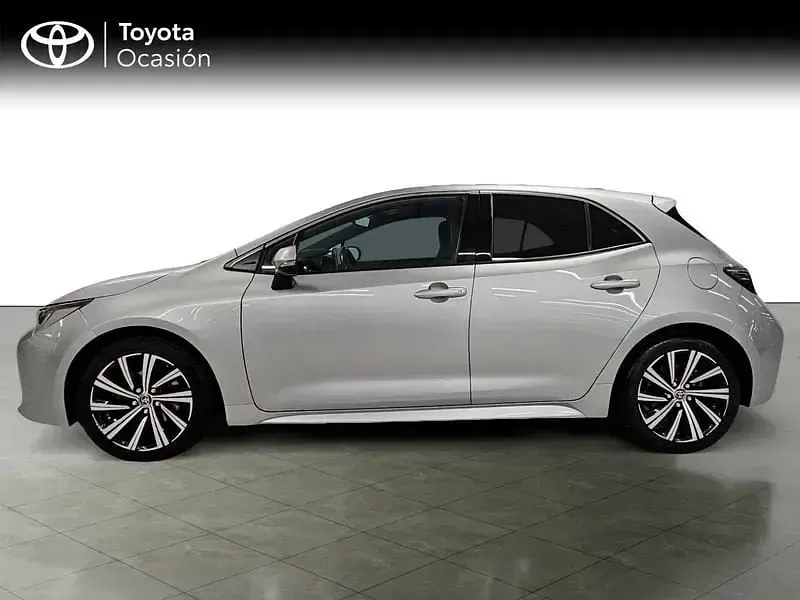 Usado Toyota Corolla Style 122 CV (89 kW) 2022 Gris