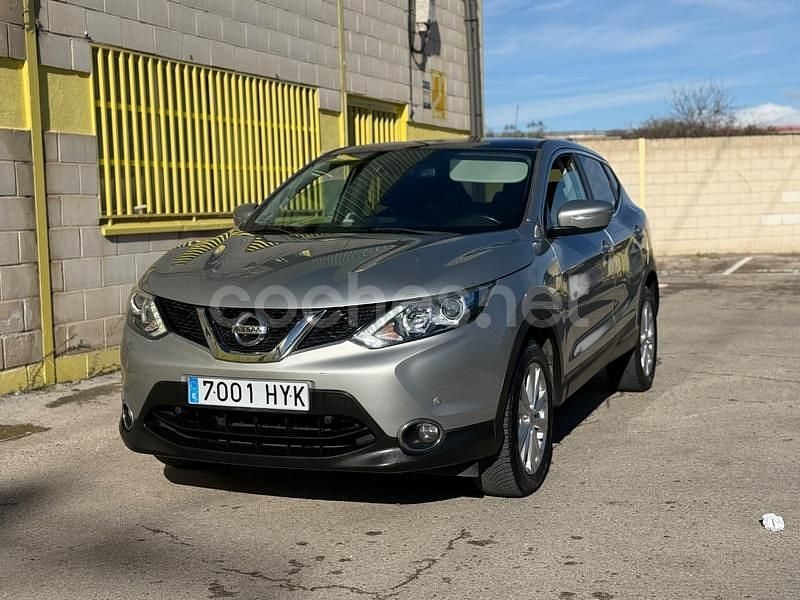 Usado Nissan Qashqai Acenta 130 CV (95 kW) 2014 Gris / plata SUV