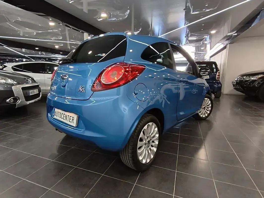 Usado Ford Ka Titanium 69 CV (50 kW) 2009 Azul Utilitario