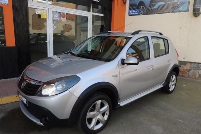 Usado Dacia Sandero Stepway 84 CV (61 kW) 2011