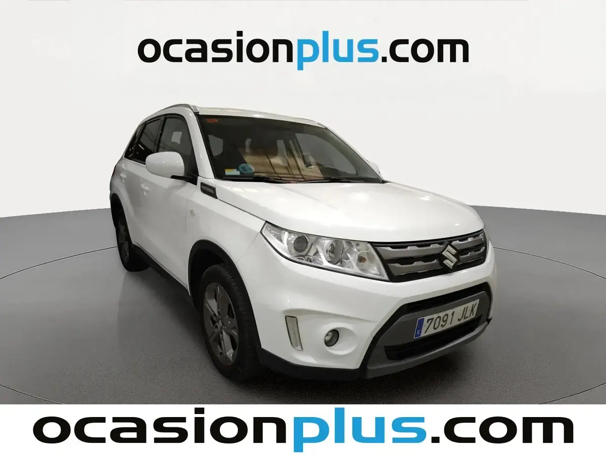 Usado Suzuki Vitara GLX 120 CV (88 kW) 2016 Blanco SUV