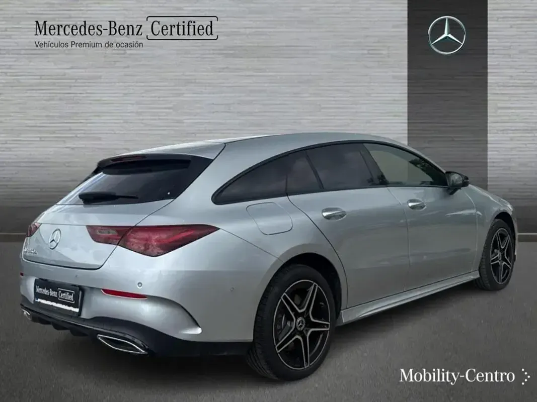 Usado Mercedes CLA250e 163 CV (119 kW) 2025 Plata hightech Coupe