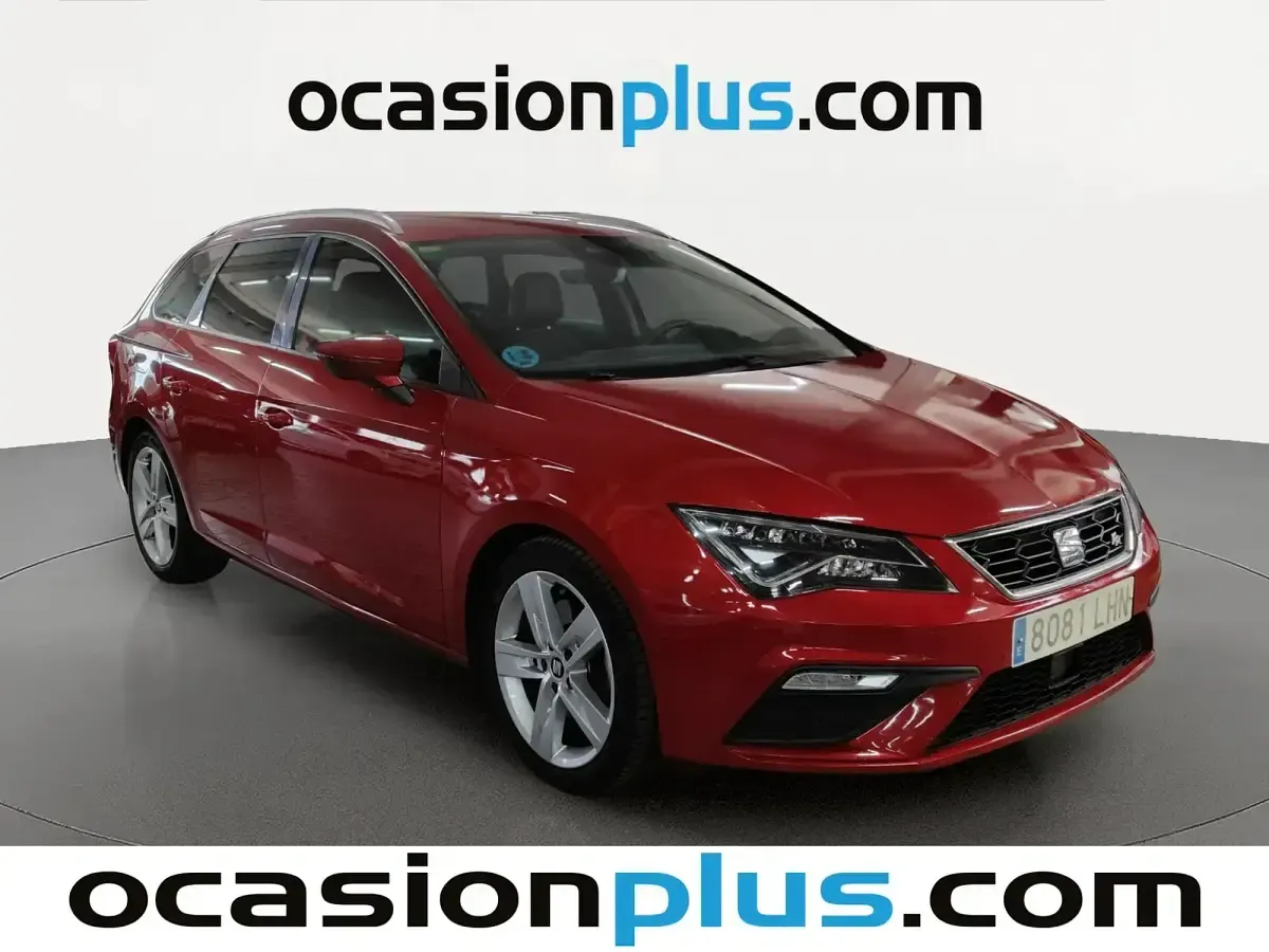 Usado Seat Leon FR 150 CV (110 kW) 2020 Rojo Familiar