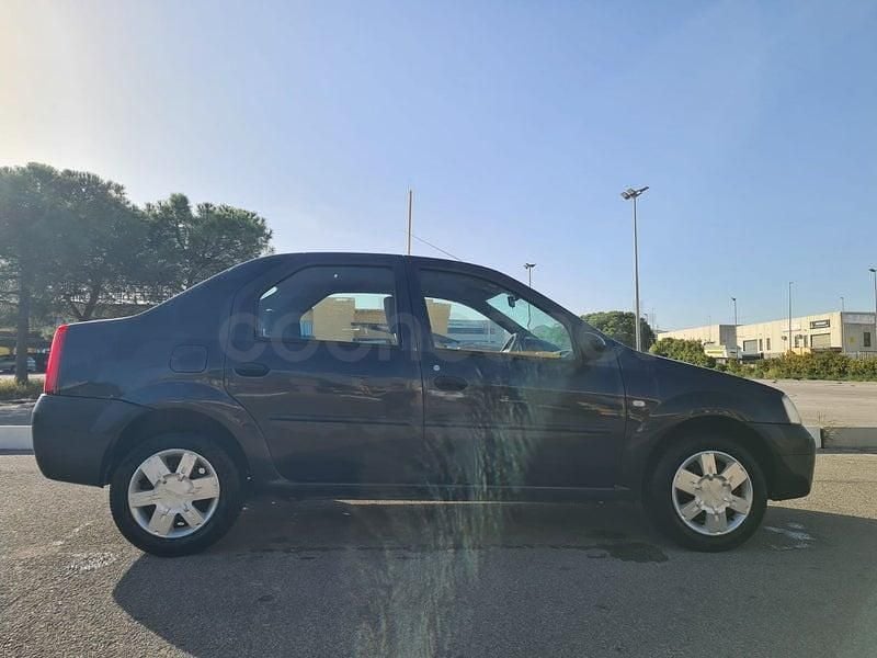 Usado Dacia Logan Lauréate 90 CV (66 kW) 2009 Azul Berlina