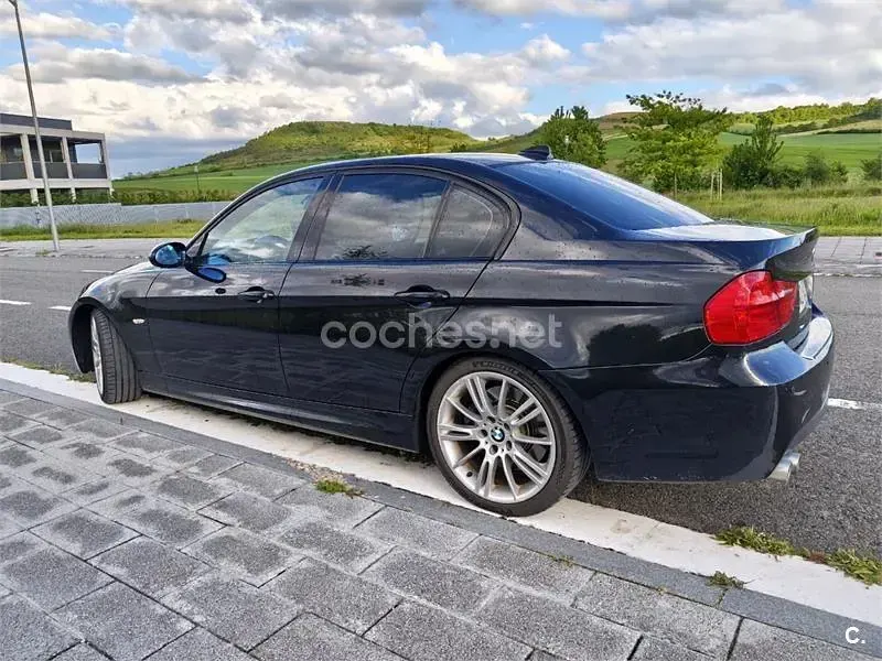 Usado BMW 330 Sport Line 231 CV (169 kW) 2006 Negro Berlina