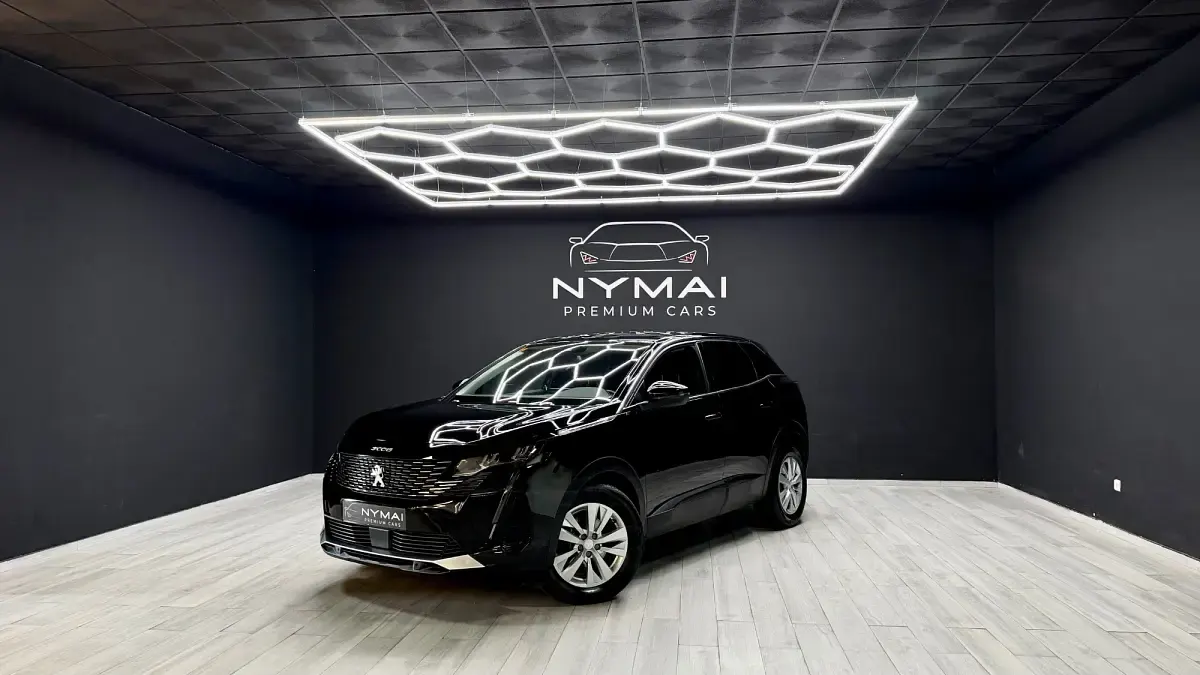 Usado Peugeot 3008 Active 130 CV (95 kW) 2021 Negro SUV
