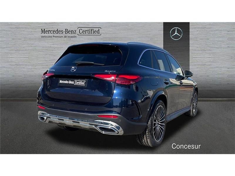 Usado Mercedes GLC220 197 HP (144 kW) 2023 Azul SUV