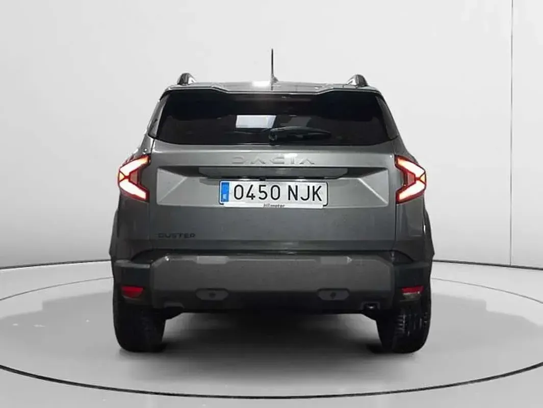 Usado Dacia Duster Extreme 140 CV (102 kW) 2025 Gris SUV