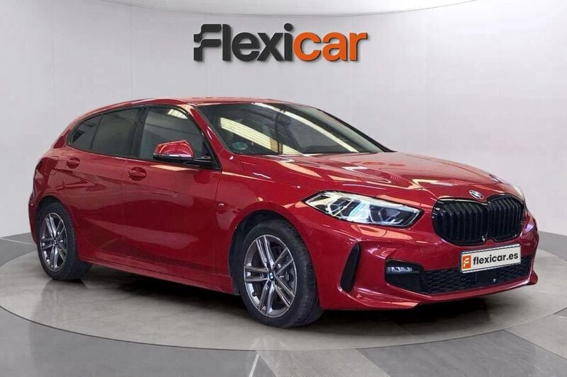 Rojo Usado 2024 BMW 120 Utilitario | 27.990 € (Buen precio) - Imagen 1/4