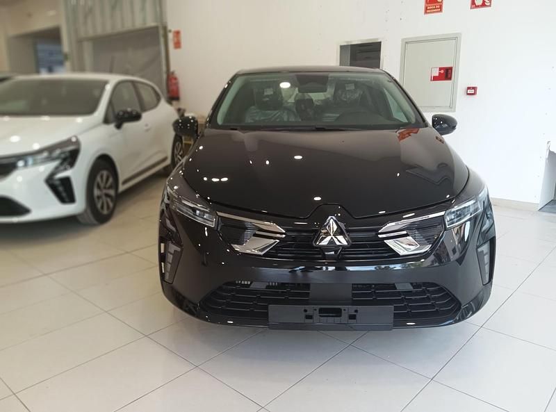 Nuevo Mitsubishi Colt Motion 100 CV (73 kW) 2025 Negro Berlina