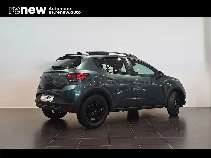 Usado Dacia Sandero Extreme 101 CV (74 kW) 2024 Verde Berlina