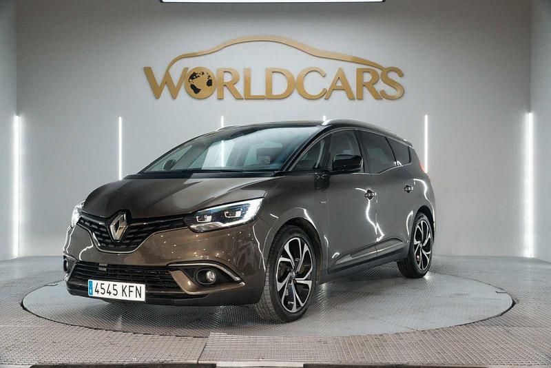 Usado Renault Grand Scénic IV Zen 131 CV (96 kW) 2017 Marrón Monovolumen