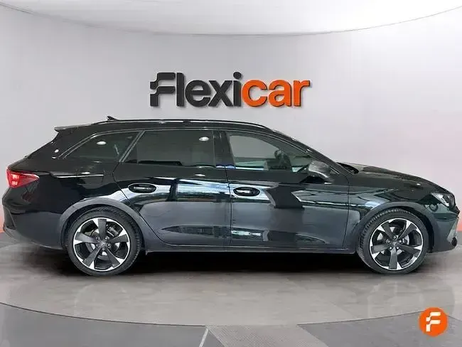 Usado Cupra Leon 150 CV (110 kW) 2025 Negro