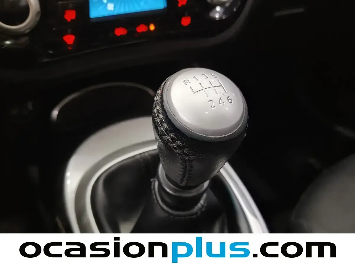 Usado Nissan Juke Acenta 115 CV (84 kW) 2018 Rojo SUV