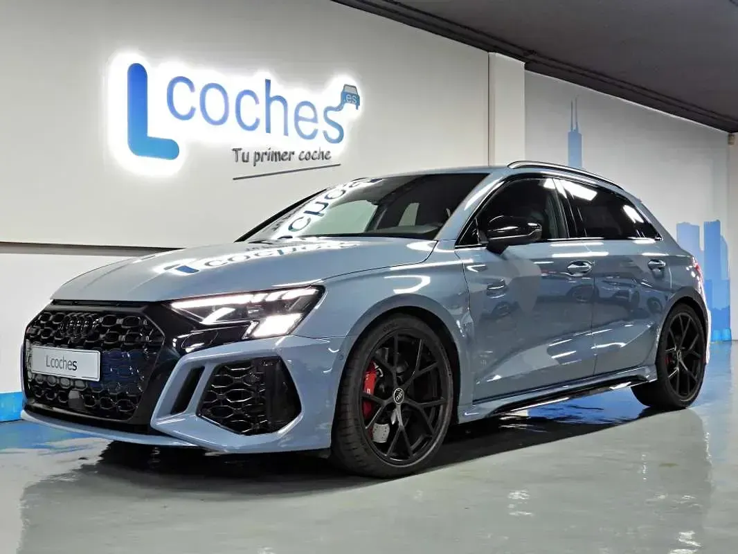 Usado Audi RS3 Sportback 400 CV (294 kW) 2023 Gris Utilitario