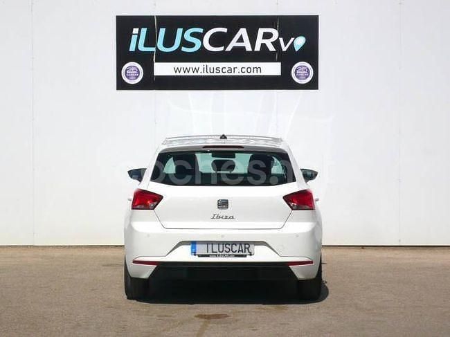 Usado Seat Ibiza Reference 80 CV (58 kW) 2022 Blanco Berlina