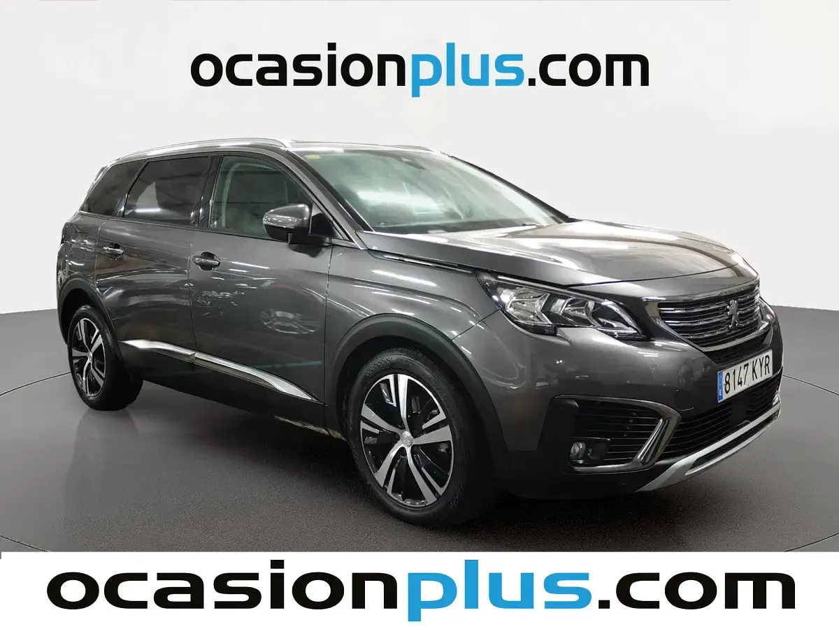 Usado Peugeot 5008 Allure 131 CV (96 kW) 2019 Gris plata SUV