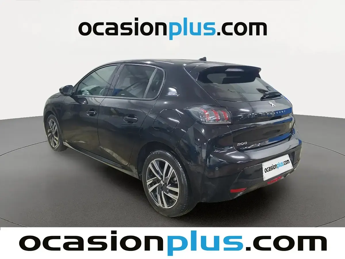 Usado Peugeot 208 Allure 100 CV (73 kW) 2023 Negro Utilitario