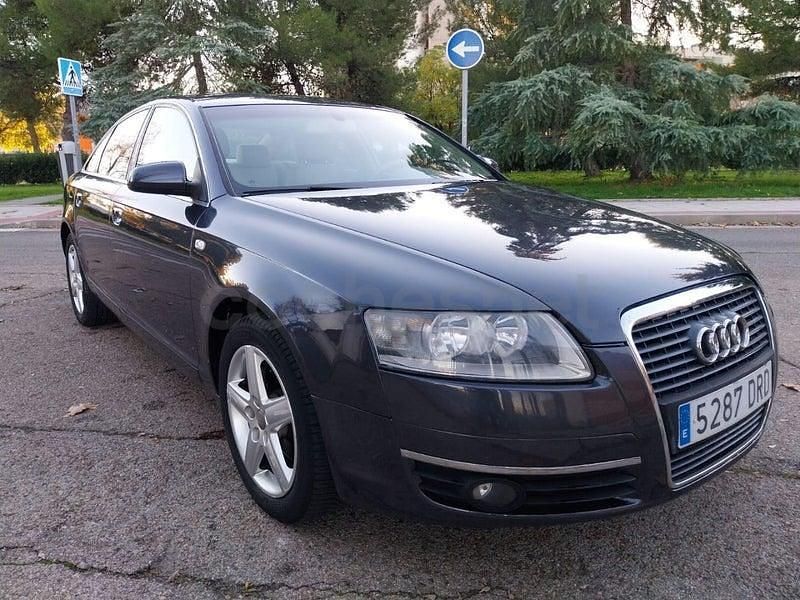 Usado Audi A6 177 CV (130 kW) 2005 Azul Berlina