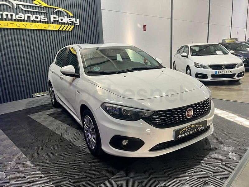 Usado Fiat Tipo Business 120 CV (88 kW) 2020 Blanco Berlina