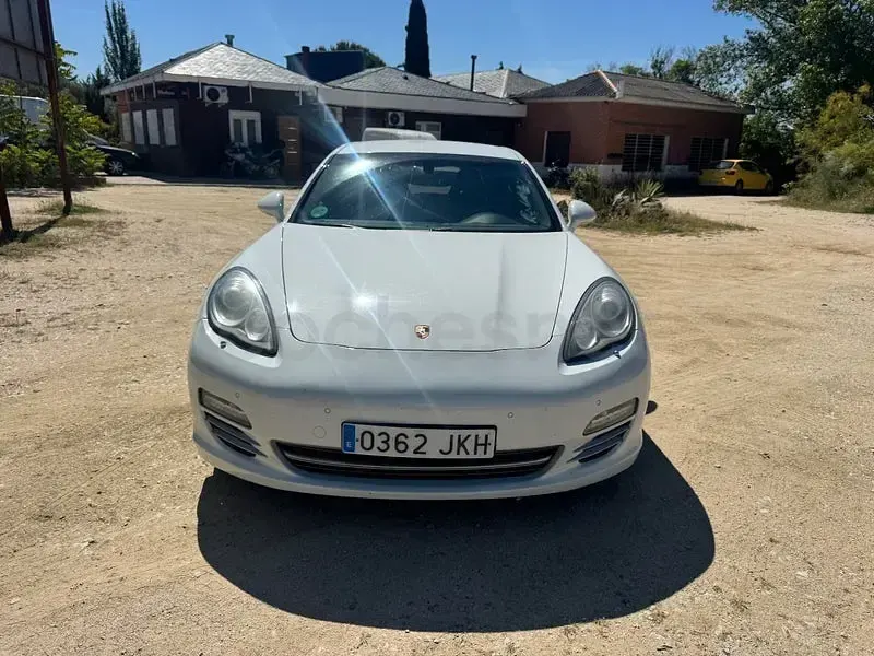 Usado Porsche Panamera Platinum Edition 299 CV (219 kW) 2013 Blanco Utilitario