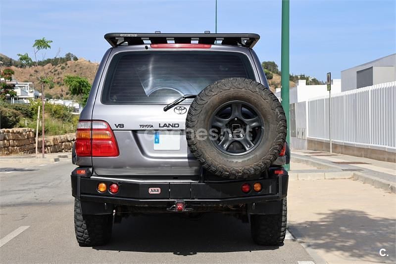 Usado Toyota Land Cruiser 235 CV (172 kW) 2000 Gris / plata SUV
