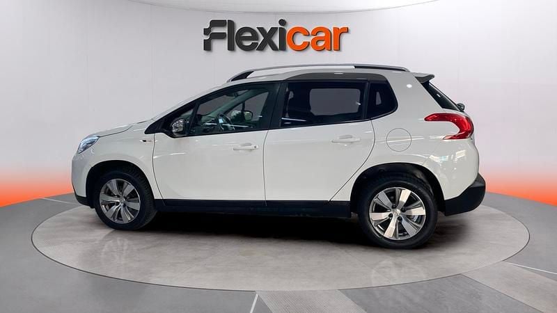 Usado Peugeot 2008 Active 100 CV (73 kW) 2016 Blanco SUV