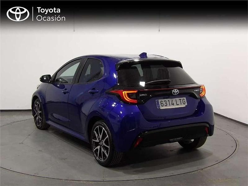 Usado Toyota Yaris Hybrid Style 116 CV (85 kW) 2021 Utilitario